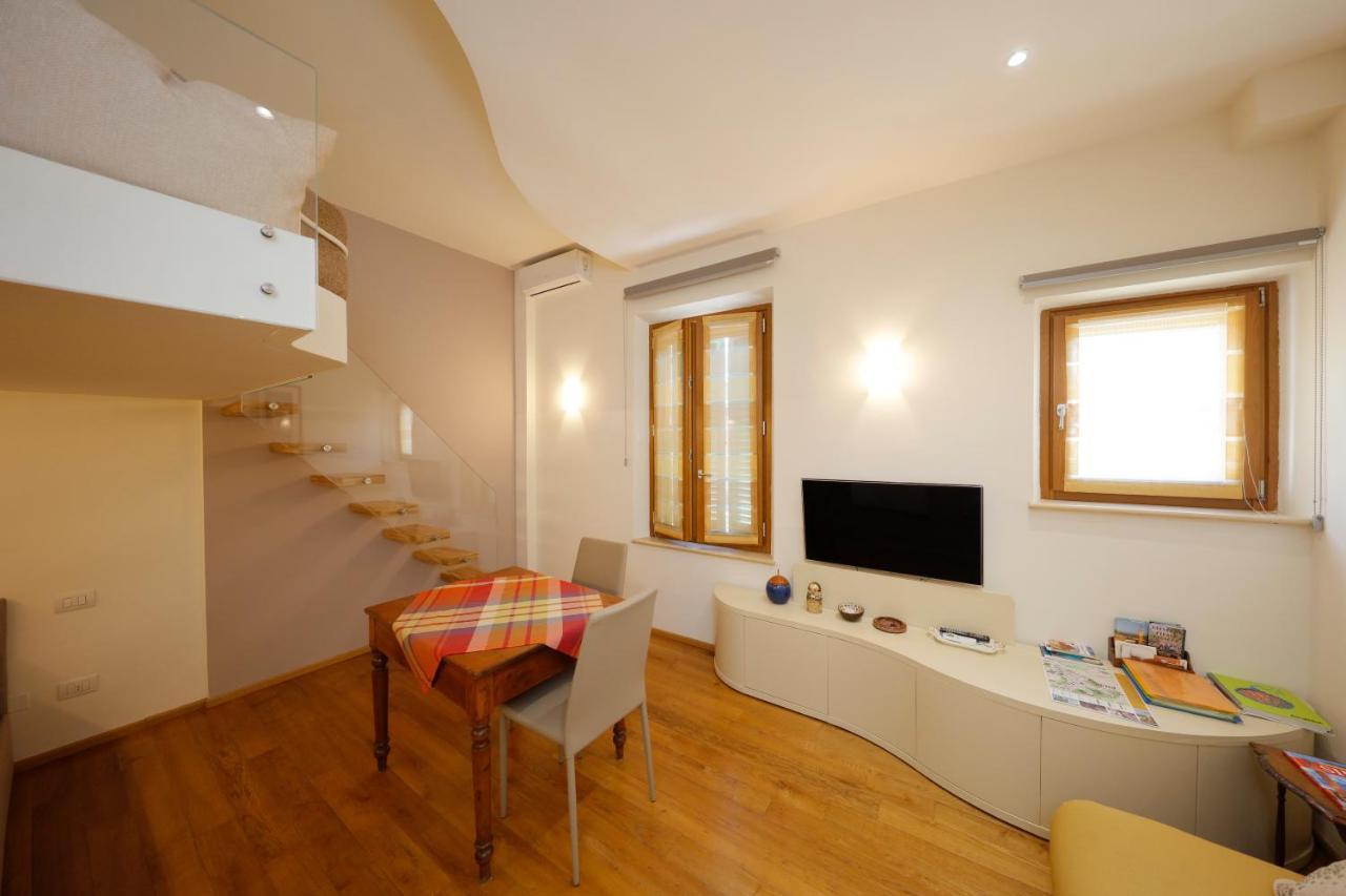 Siena Uptown - Sabrina'S Cozy Apartment エクステリア 写真
