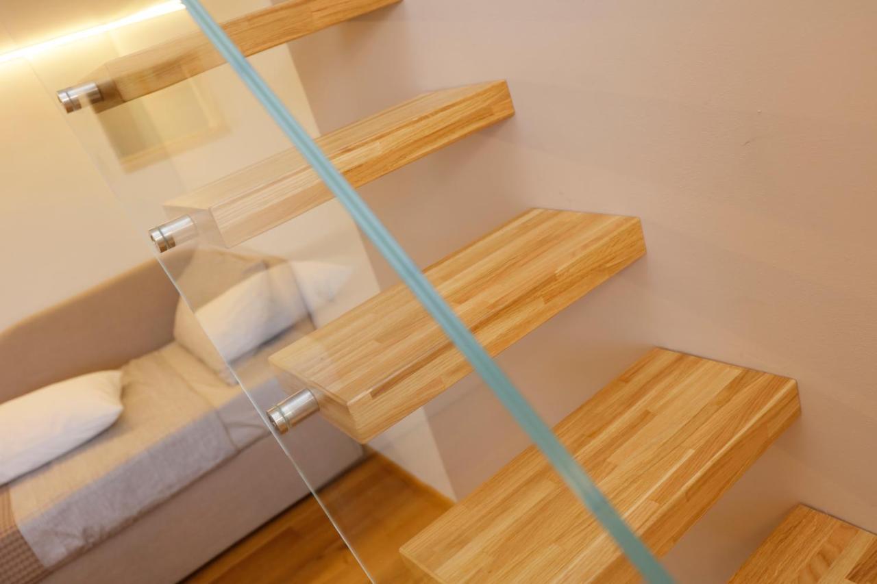 Siena Uptown - Sabrina'S Cozy Apartment エクステリア 写真
