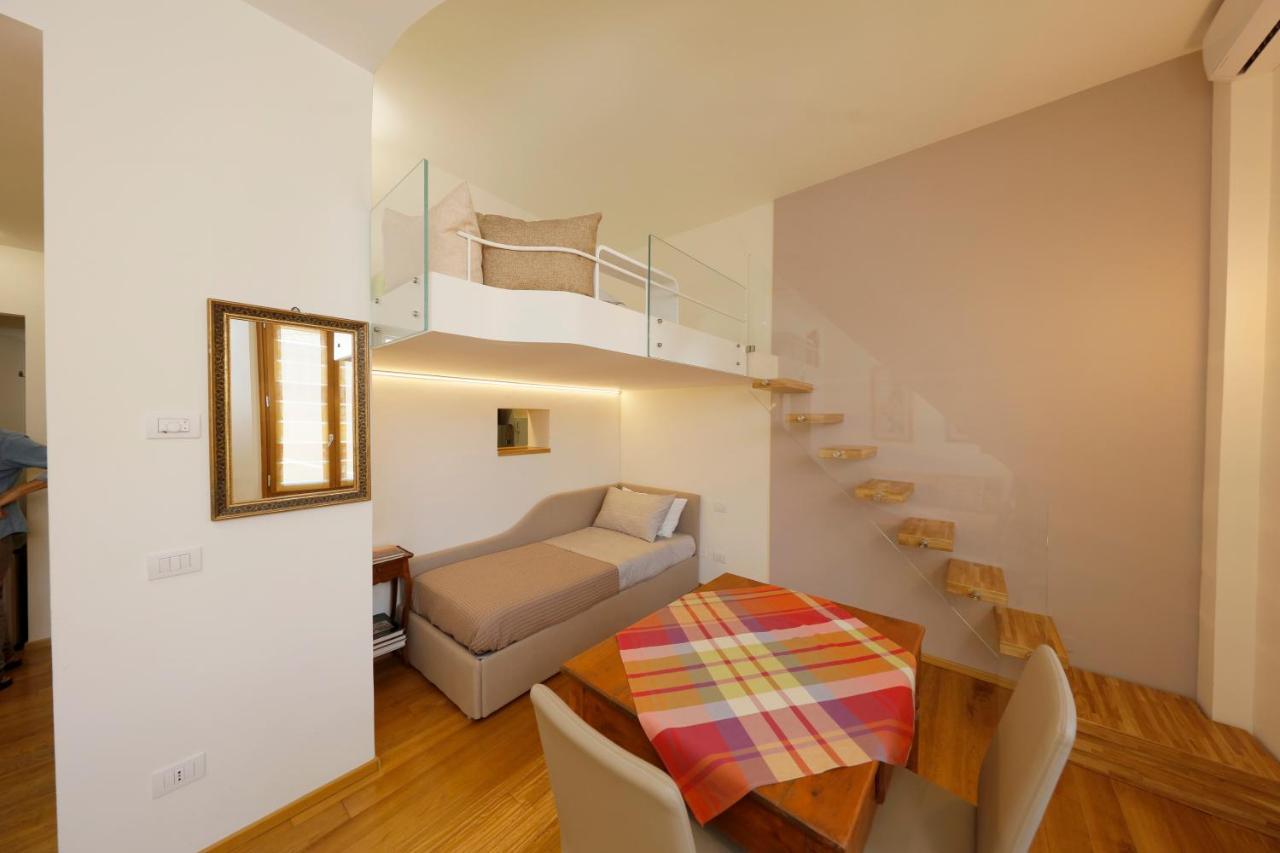 Siena Uptown - Sabrina'S Cozy Apartment エクステリア 写真