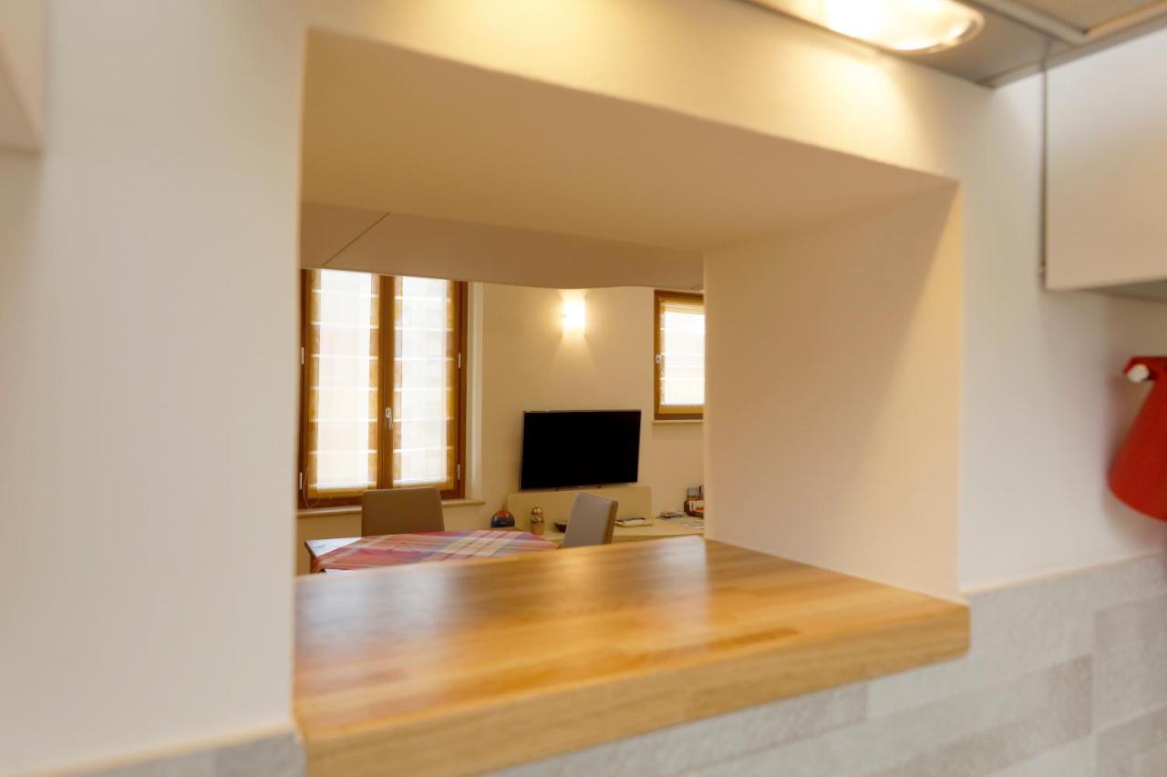 Siena Uptown - Sabrina'S Cozy Apartment エクステリア 写真